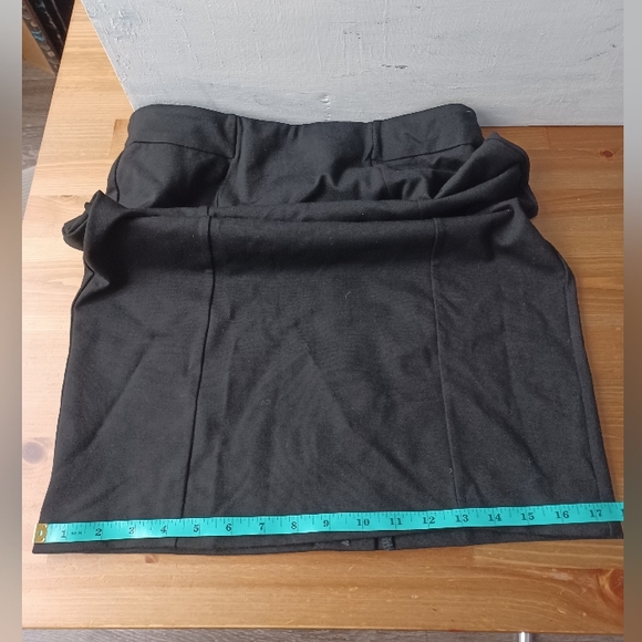 Philosophy Tummy Control Skirt Size Small Black NWT - Picture 9 of 11